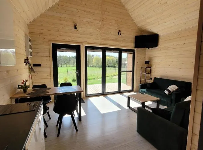 Semesterbostad Paklada Caloroczny 3 *