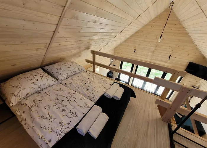 Semesterbostad Paklada Caloroczny 3 Karsin